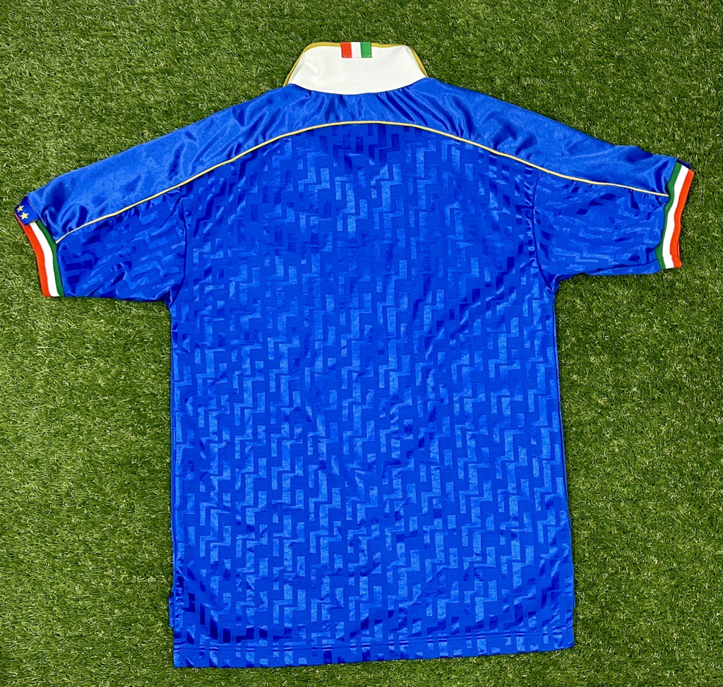 Vintage Italy 1995 Home Small - Image 8