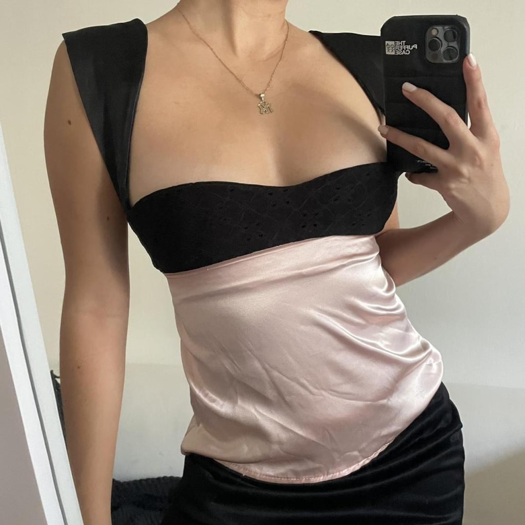 Bisous Top in Baby Pink