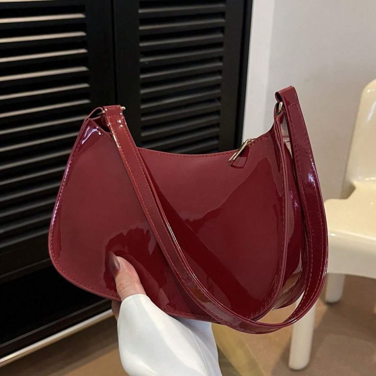 Burgundy/Red shoulder bag