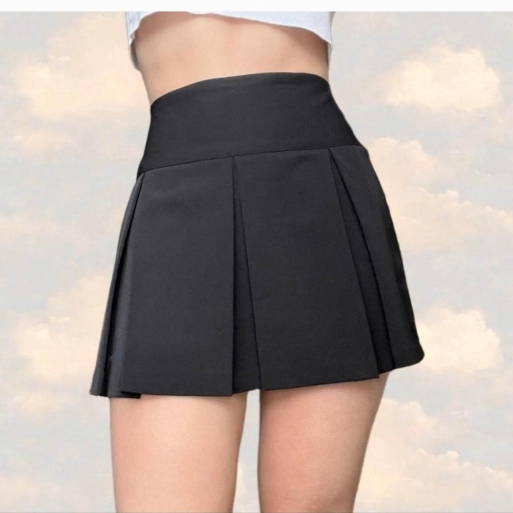 90s BABE BLACK PLEATED MINI SKIRT