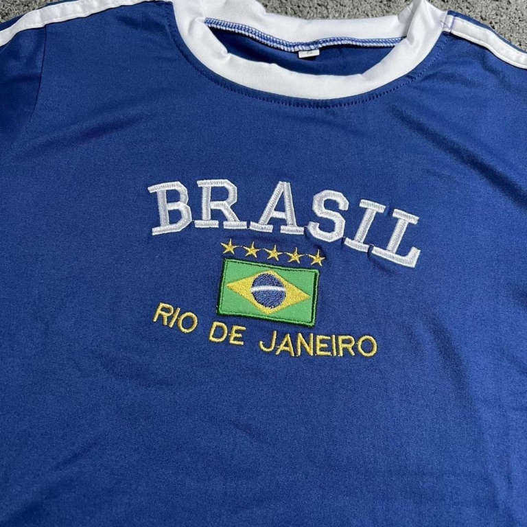 Y2K BRAZIL BABY TEE