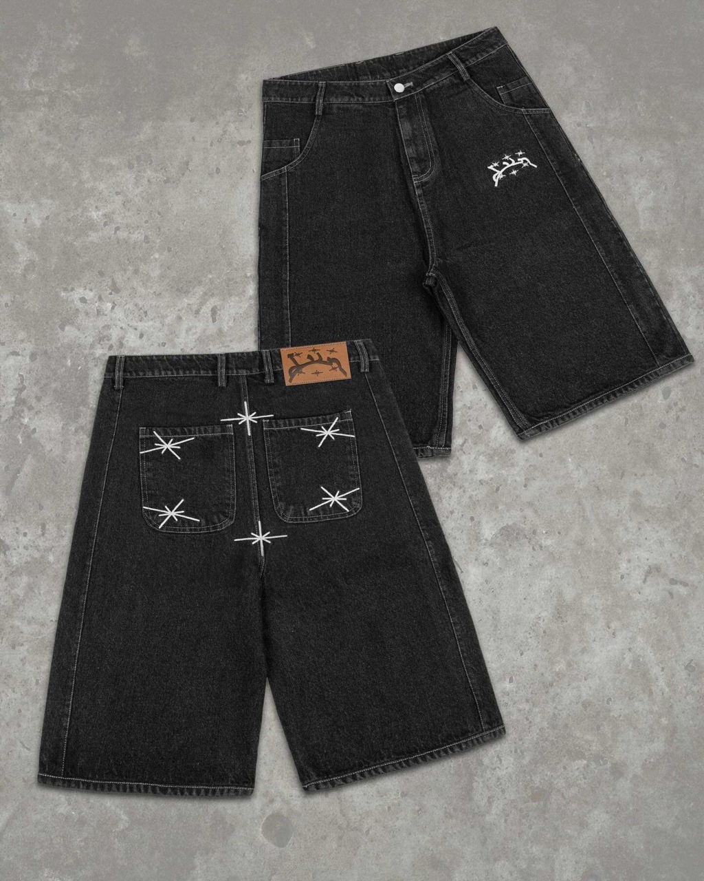 Graphic Embroidery Raw Denim Jort