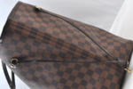 Louis Vuitton Damier Neverfull GM Shoulder Tote Bag