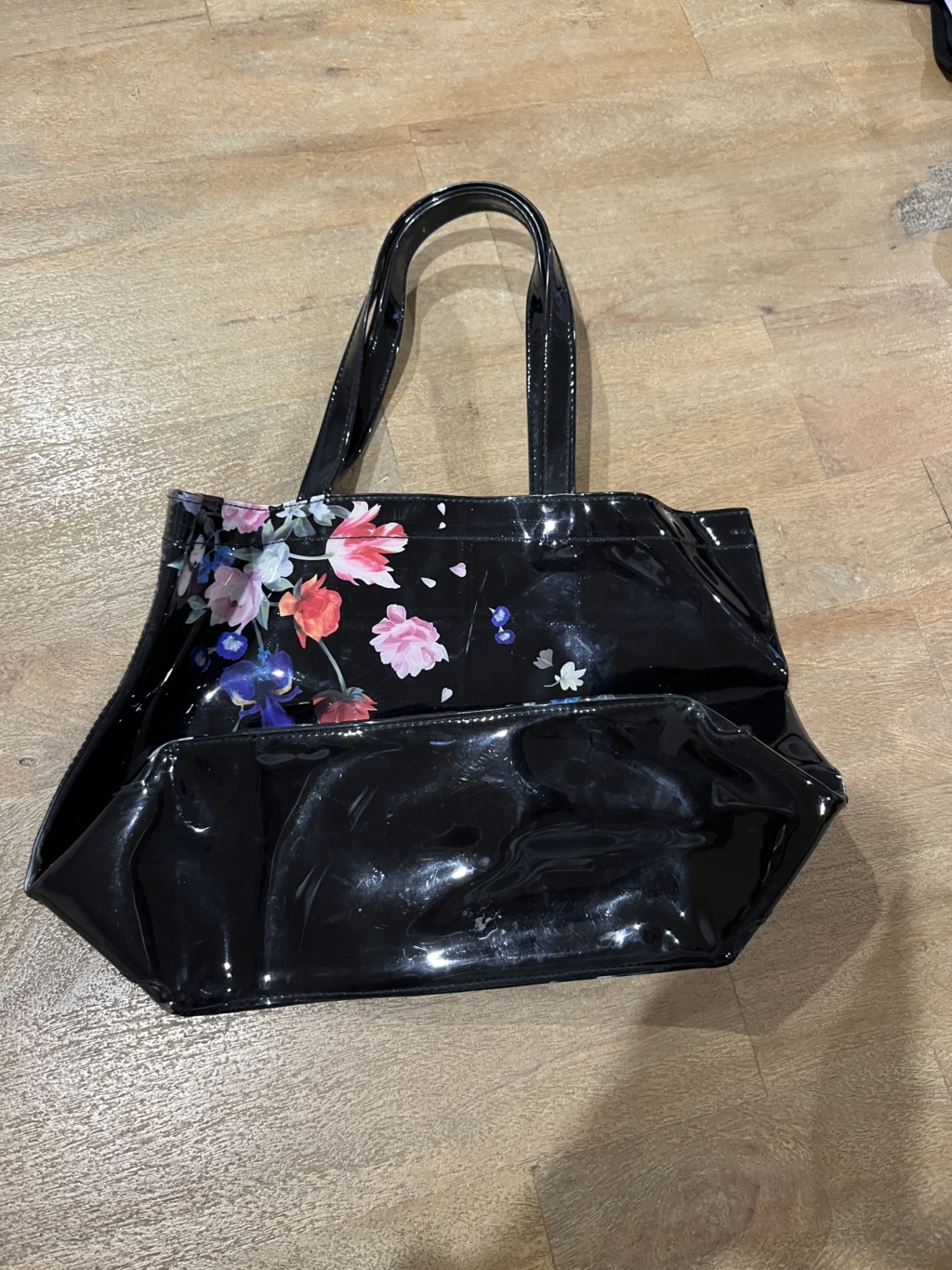 Black floral Ted Baker Bag - Image 2