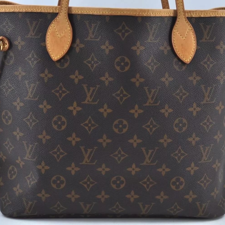 Louis Vuitton Monogram Neverfull MM Shoulder Tote Bag