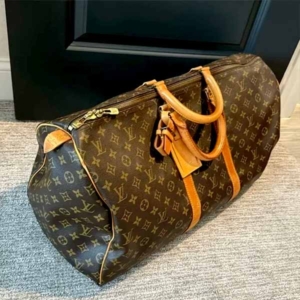 lv-duffle