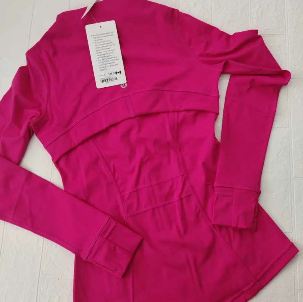 Womans Lululemon tracksuit (jacket) - Image 5