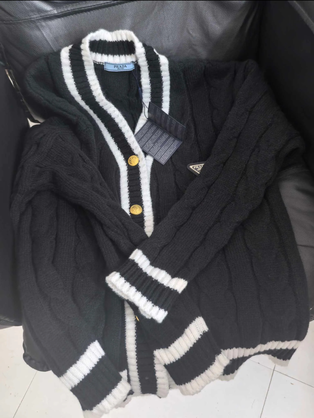 Gucci buttoned cardigan (unisex) - Image 2