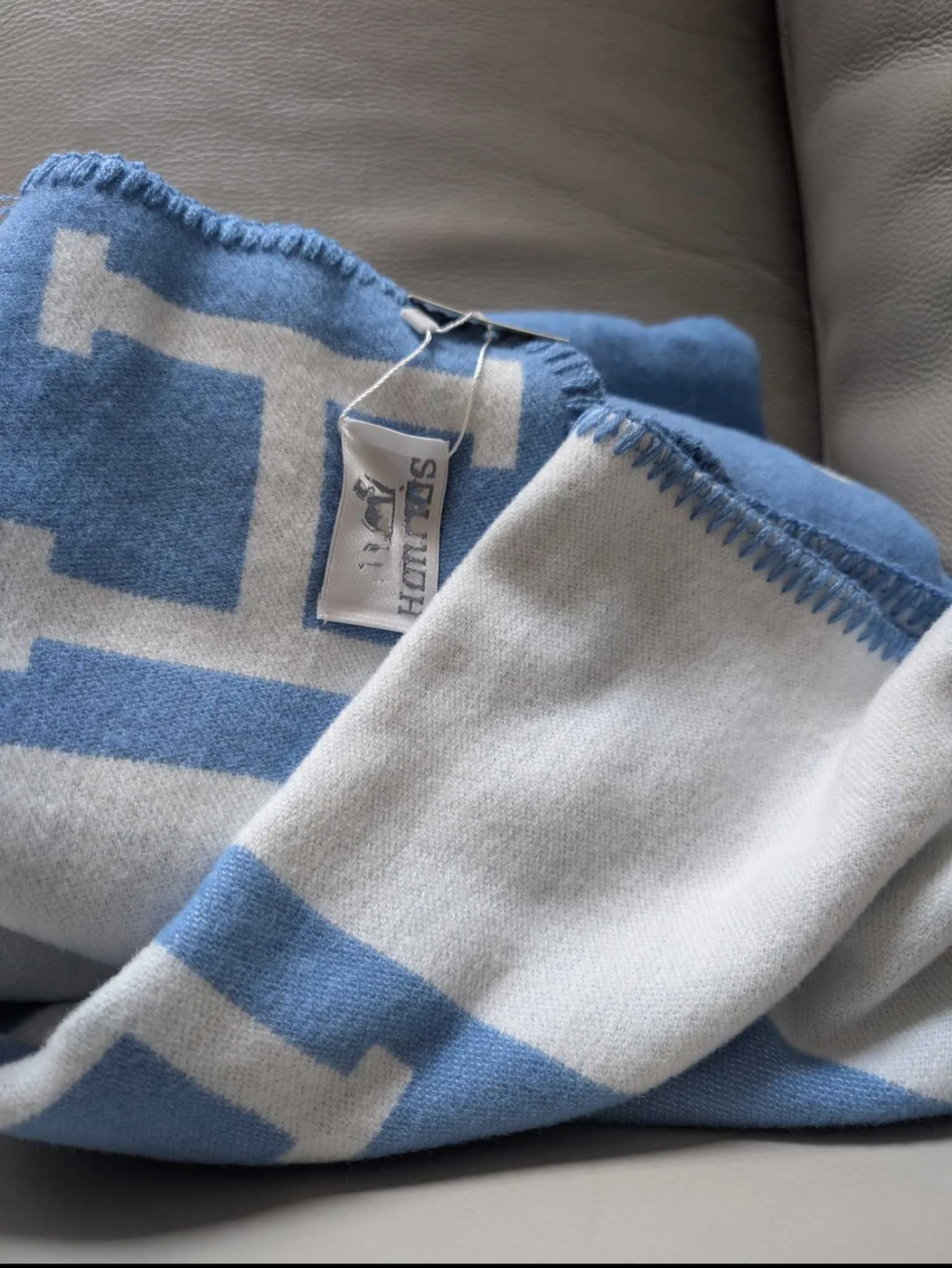 Hermes woollen blanket - Image 3